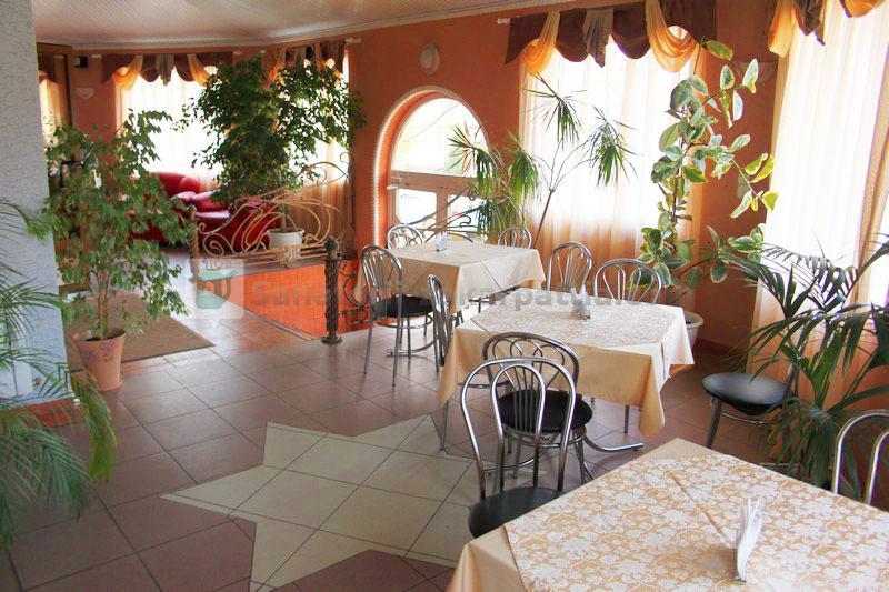 Apollon Otel Mukaçeve Dış mekan fotoğraf